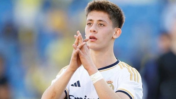 Foto - Sacha Boey rekor rakama Bayern Münih'te! İşte Süper Lig'deki en pahalı transferler