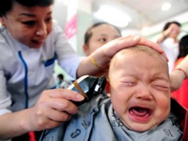 Foto - Saçımızı kestirirken vücudumuzda neler oluyor?