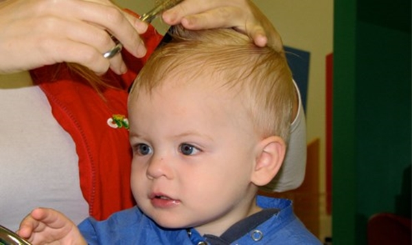 Foto - Saçımızı kestirirken vücudumuzda neler oluyor?