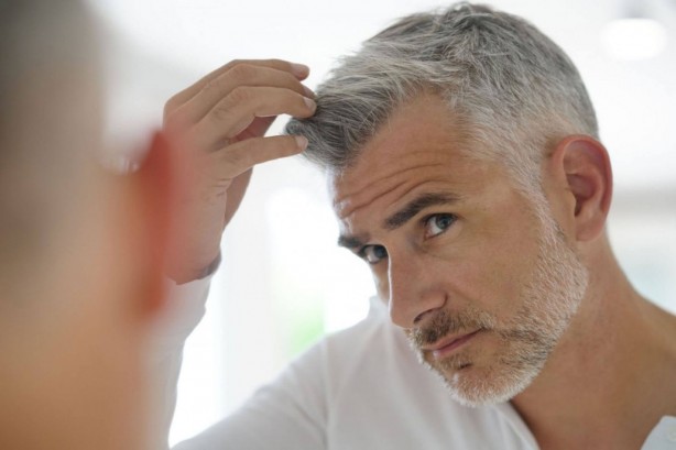 Foto - Saçınıza bir kaşık sürün, değişimi anında görün! Gençlik halinize geri döndürüyor! İşte aktarların sır gibi sakladığı formül