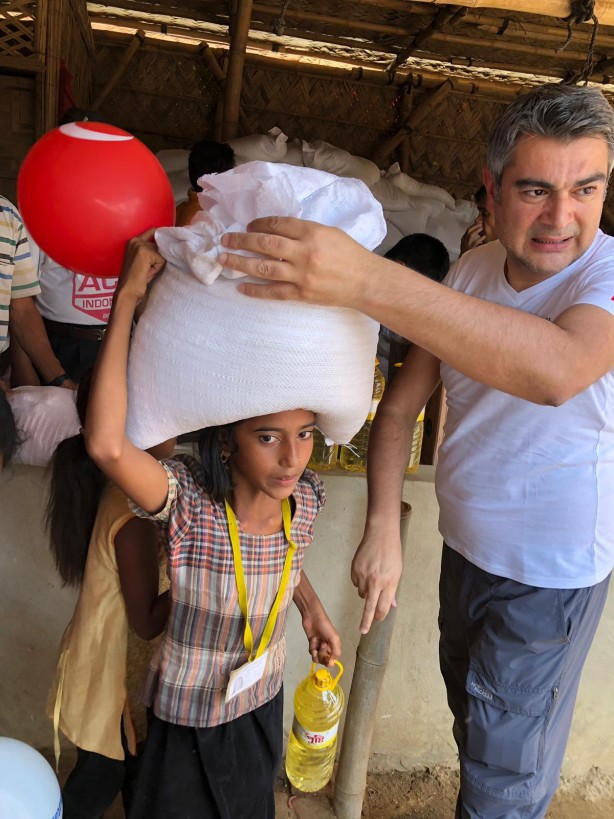 Foto - Sadakataşı Derneği'nden Arakanlı Müslümanlara yardım eli