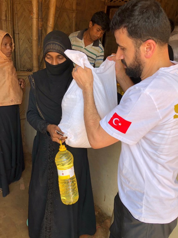 Foto - Sadakataşı Derneği'nden Arakanlı Müslümanlara yardım eli