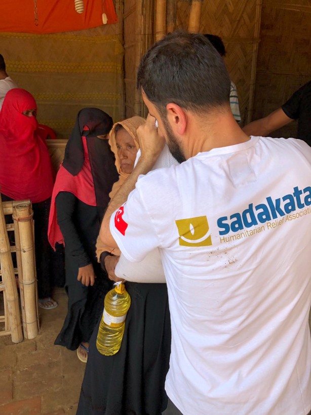 Foto - Sadakataşı Derneği'nden Arakanlı Müslümanlara yardım eli