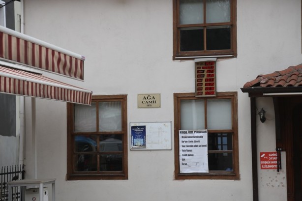 Sade bir başyapıt: Ağa Camii
