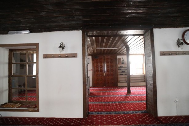 Foto - Sade bir başyapıt: Ağa Camii