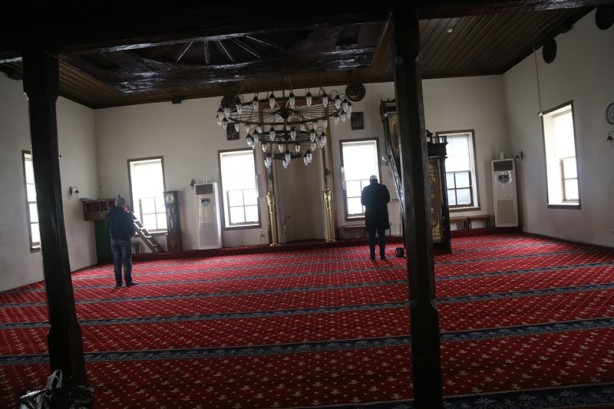 Foto - Sade bir başyapıt: Ağa Camii