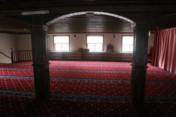 Foto - Sade bir başyapıt: Ağa Camii