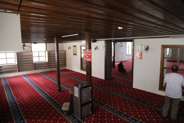 Foto - Sade bir başyapıt: Ağa Camii