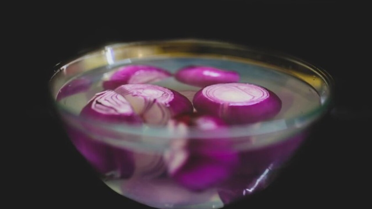 Foto - Sadece birkaç damla kullanmak yeter! Soğan doğrarken gözyaşı akmasına son