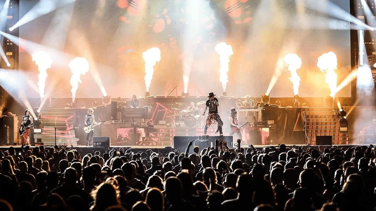 Foto - Sadece futbolculara değil.. Sanatçılara da vergi denetimi gelsin!