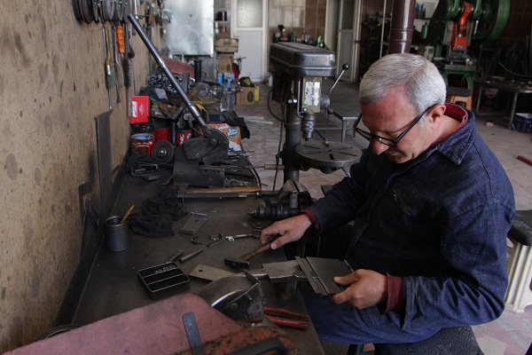 Foto - Sadece o köyde üretiliyor! Asırlık ürünü yapan tek kişi kaldı