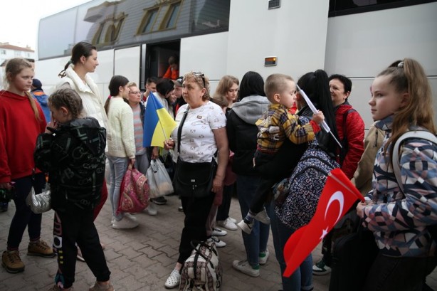 Foto - Sadece Suriyeli yetimlere değil, Ukraynalı yetimlere de sahip çıktık!