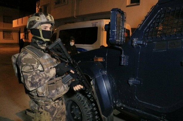 Foto - Şafak operasyonunda evde böyle yakalandılar