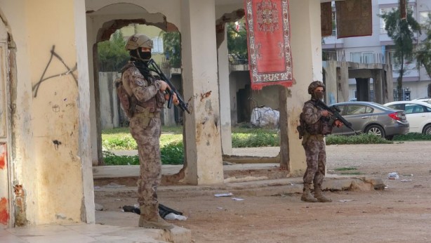 Şafak vakti DEAŞ operasyonu! Gözaltılar var