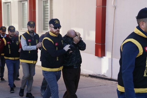 Foto - Şafakta basıldılar! Fuhuş çetesinin şifresi ifşa oldu