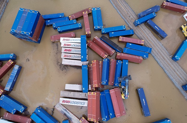 Foto - Sağanak felç etti! Halkalı Tren Garı'nın son hali