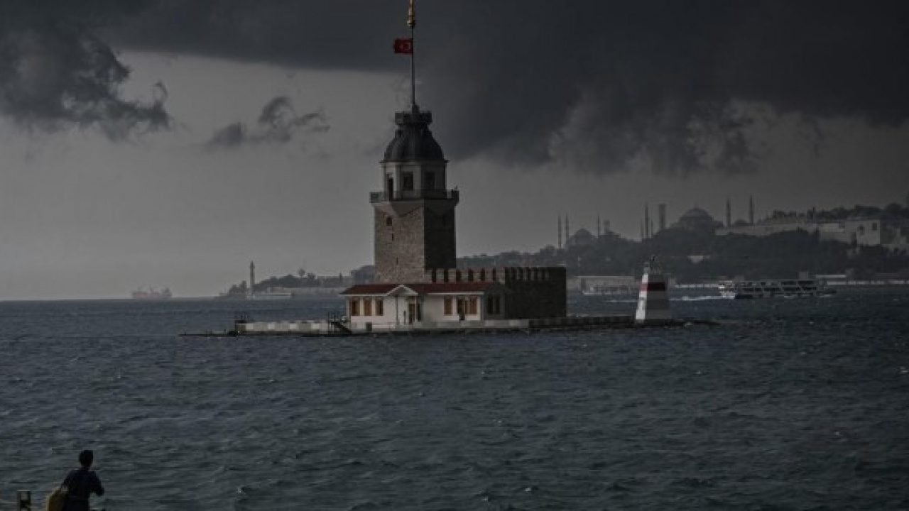 Foto - Sağanak yağış yarın geri dönüyor! Meteorolojiden 5 il için turuncu alarm