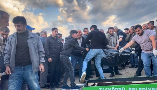 Foto - Sağanak yağıştan kaçarken yıldırıma yakalandılar! 2 ölü 1 yaralı