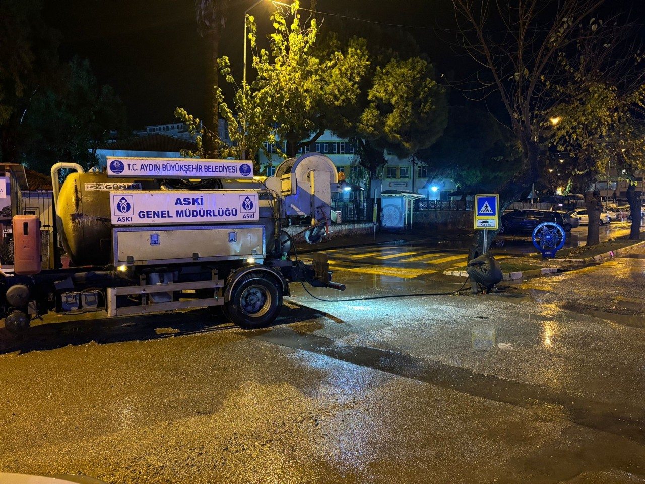 Sağanak yağmur Büyükşehir’i vurdu