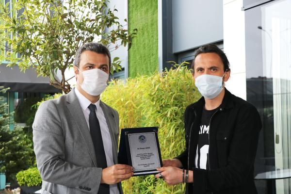 Foto - Sağlık çalışanları için Tuncay Şanlı'dan takdir edilen hareket!
