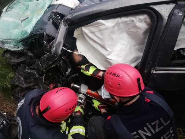 Foto - Sağlıkçı ailenin yeni yaşam hayali yarım kaldı: 4 ölü, 1 yaralı