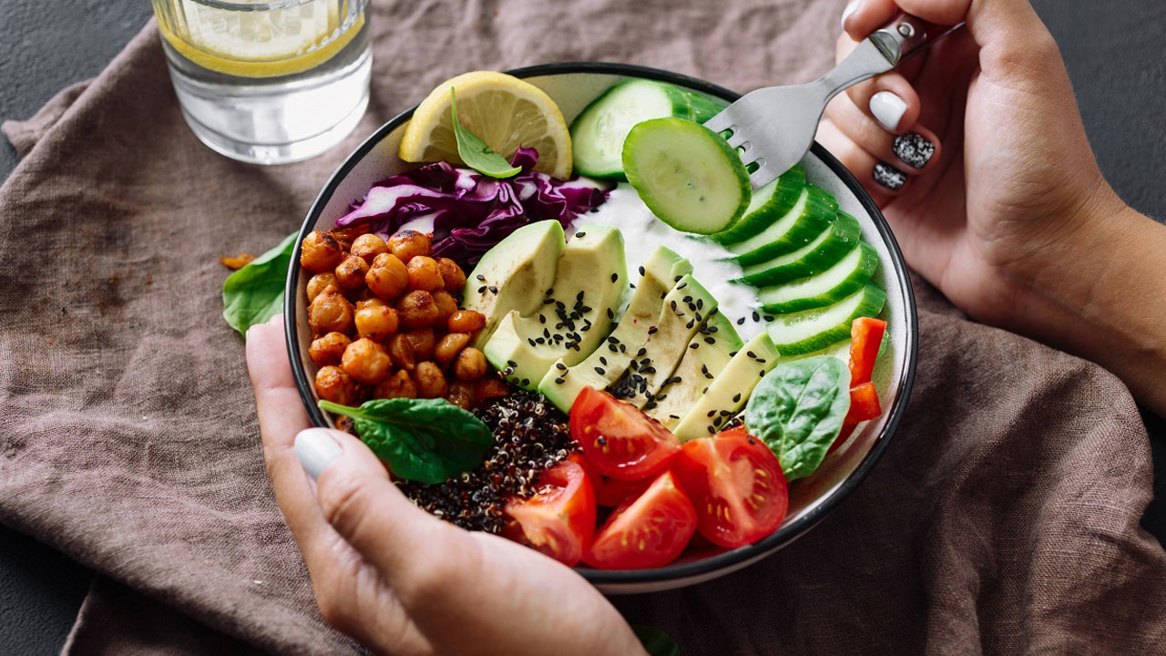 Foto - Sağlıklı beslenme ruhu koruyor! Mutluluğun anahtarı sofrada gizli