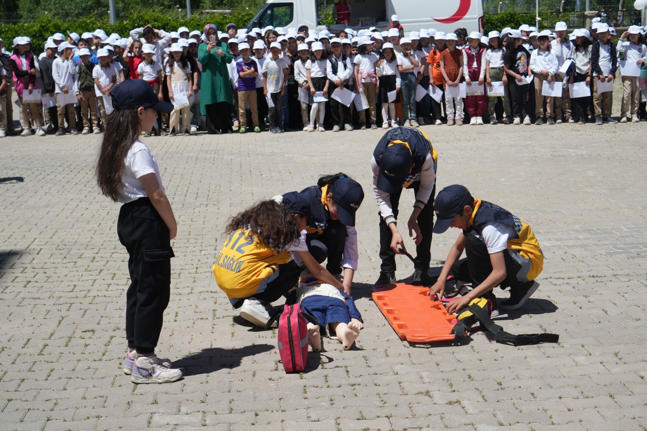 Foto - Sağlıklı çocuk sağlıklı gelecek kampanyası