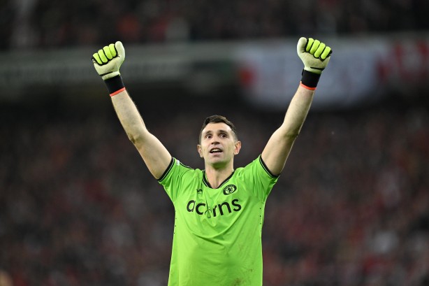 Sahalarda ender görülen olay! 2 sarı karta rağmen atılmadı! İşte nedeni