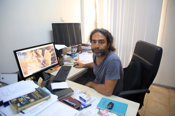 Foto - Sahile vuran balinanın nekropsi işlemleri tamamlandı