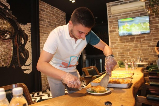 Foto - Sahte baklavayı anlamanın püf noktaları