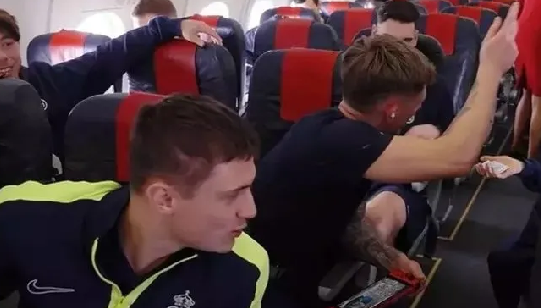 Foto - Saint-Gilloise'nın uçaktaki hali yok artık dedirtti! Herkes şaşırdı: Saatler kala ortaya çıktı...