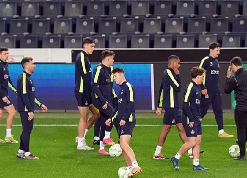 Foto - Saint-Gilloise'nın uçaktaki hali yok artık dedirtti! Herkes şaşırdı: Saatler kala ortaya çıktı...