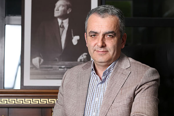 Foto - Şaka gibi anket: Vatandaşa yardımı kesen CHP'liyi birinci yaptılar