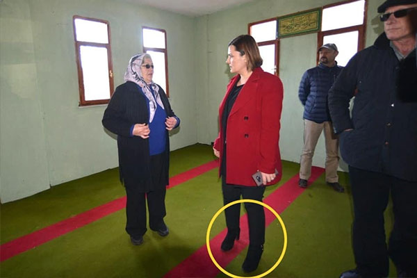Foto - Şaka gibi anket: Vatandaşa yardımı kesen CHP'liyi birinci yaptılar