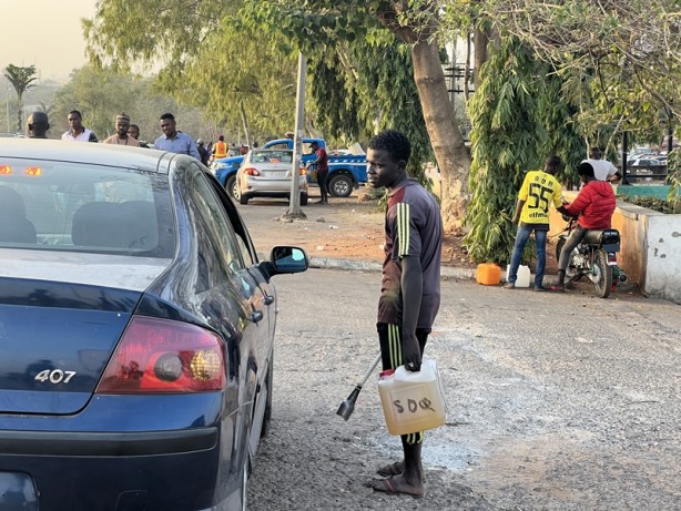 Foto - Şaka gibi olay! Petrol zengini ülkede bu kadar da olur mu?