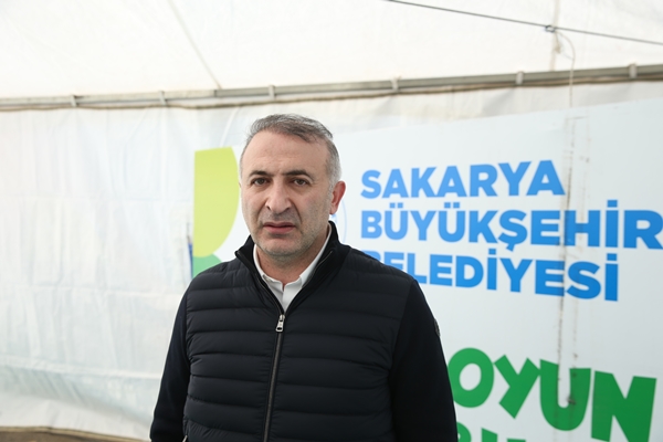 Foto - Sakarya Büyükşehir Belediyesinden depremzedelere destek