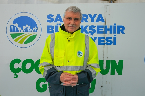 Foto - Sakarya Büyükşehir Belediyesinden depremzedelere destek