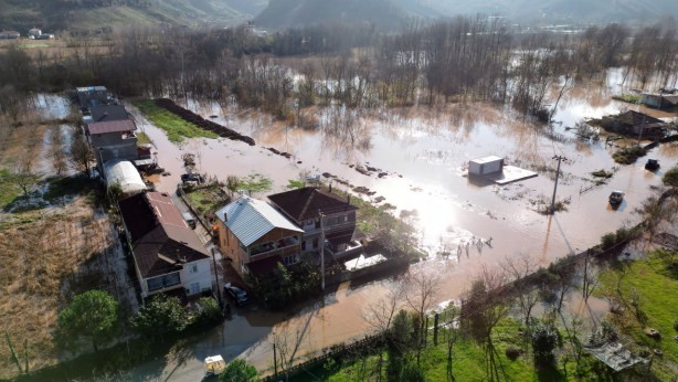 Foto - Sakarya Nehri taştı, her şey, her yer sular altında kaldı! Akılalmaz görüntü şok etti
