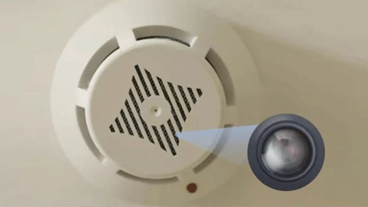 Foto - Sakarya ve Denizli’deki skandallar korkuttu: Odadaki gizli kamera nasıl tespit edilir? Telefon feneriyle 5 dakikada öğrenin!