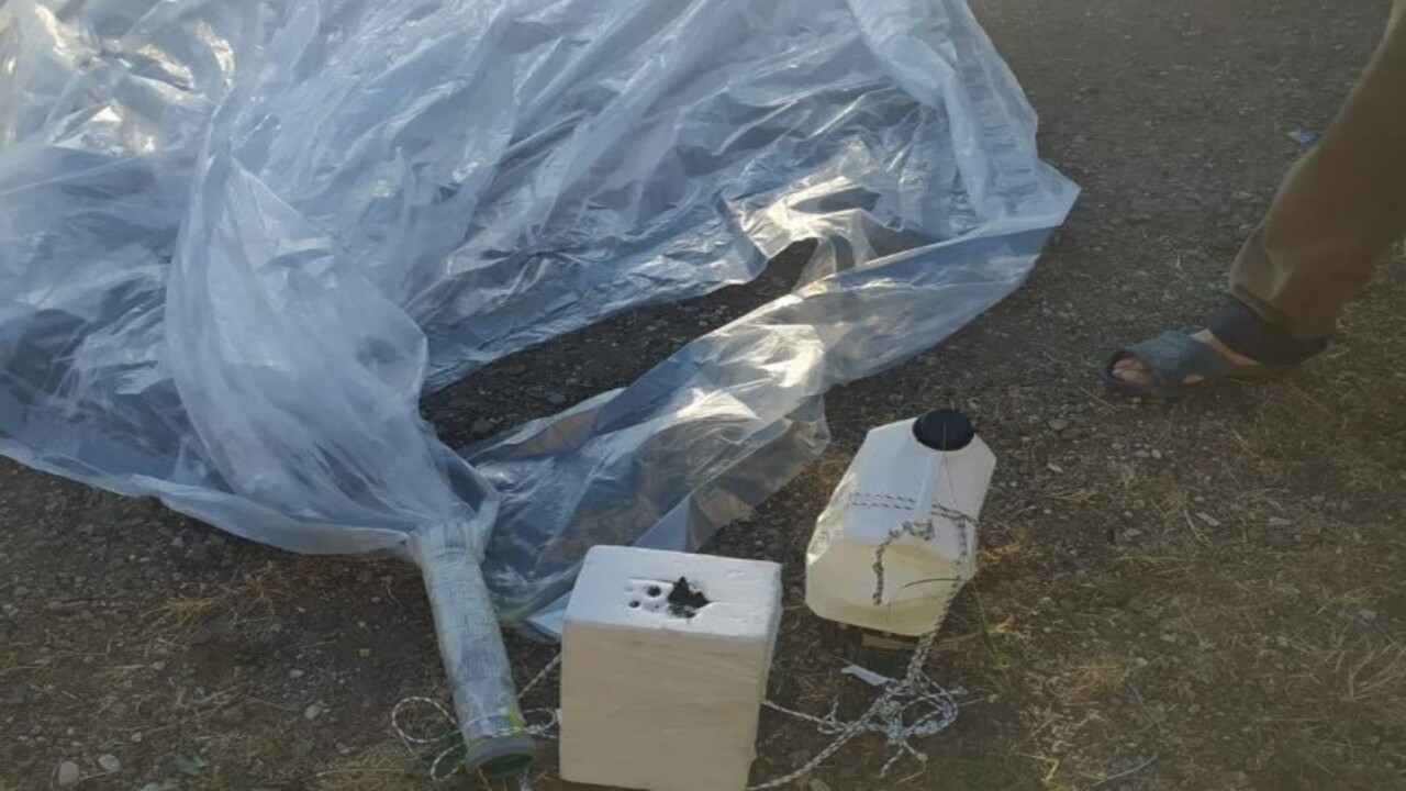 Foto - Sakarya’da gökyüzünden süzüle süzüle düştü! Kimse ne olduğunu bilmiyor