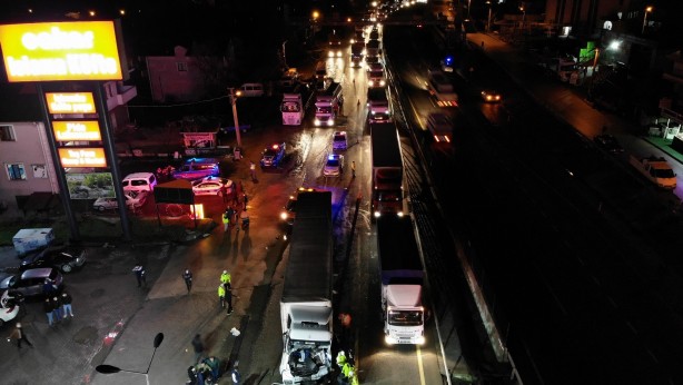 Foto - Sakarya'da katliam gibi kaza! Ortalık savaş alanına döndü!