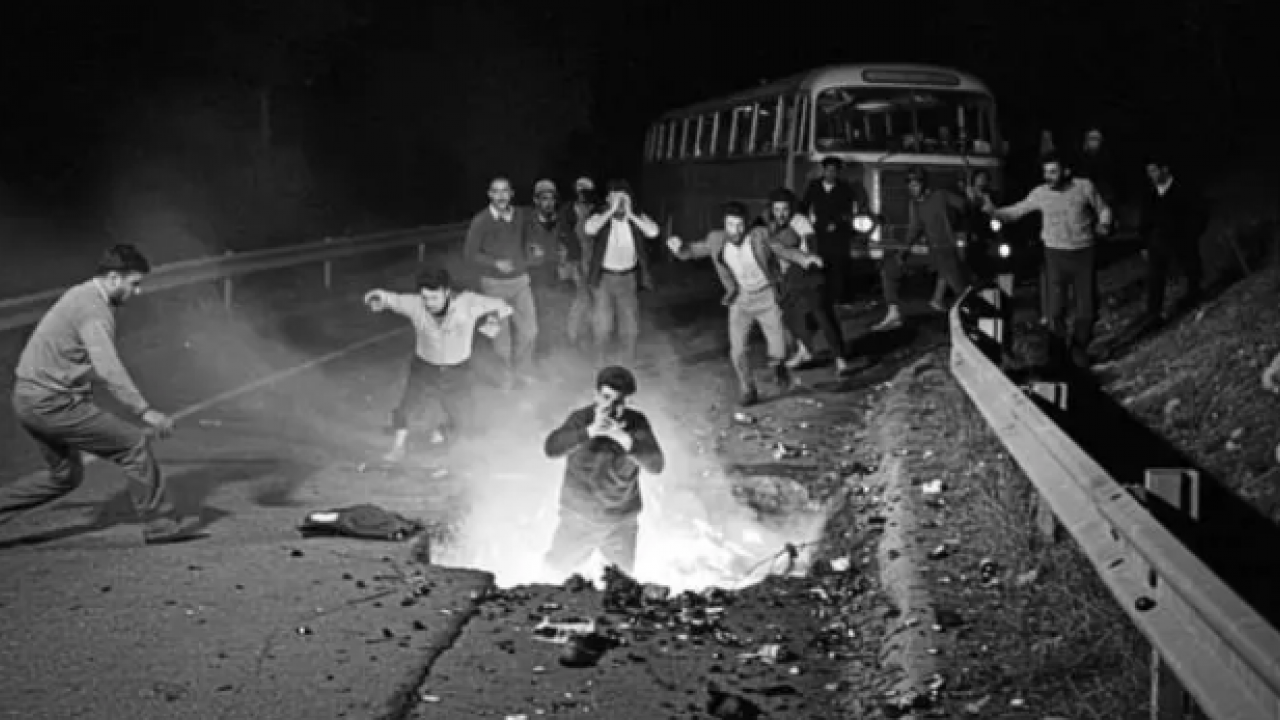 Sakarya'da korkunç kaza: 26 yolcu eriyerek öldü!