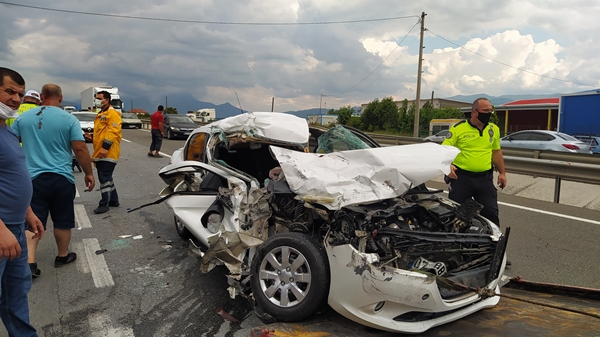 Foto - Sakarya'da korkunç kaza! Yaralılar var