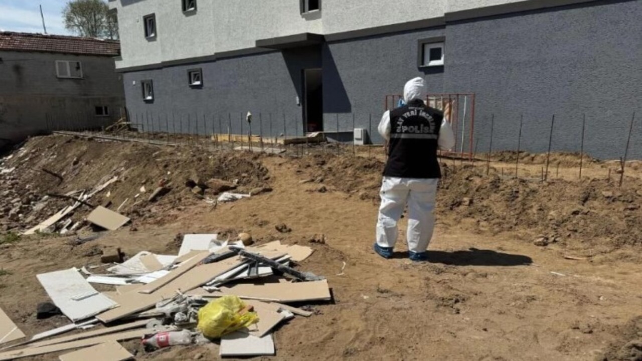 Sakarya’da korkutan görüntü! İşler inşaat kazısında buldu