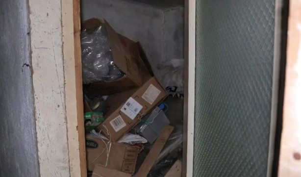 Foto - Sakarya'da şok eden ev! 4 ton çöp çıktı