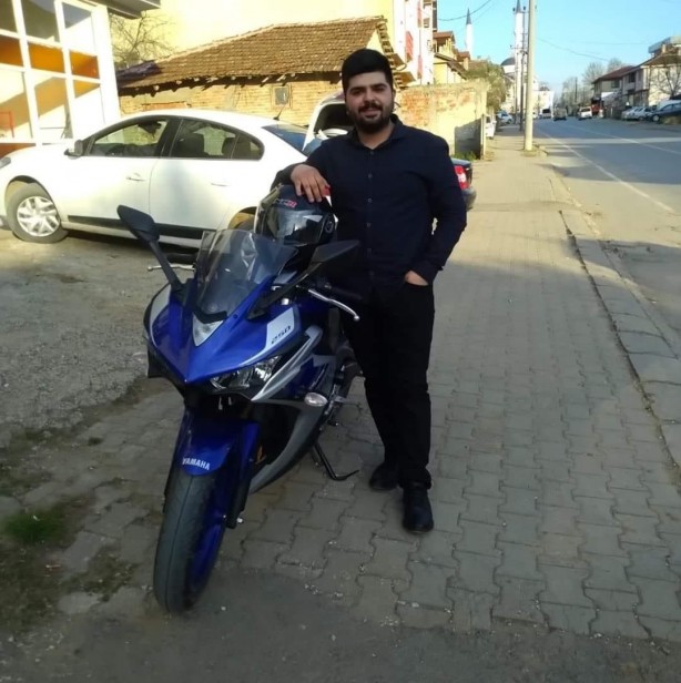 26 yaşındaki genç, sırtından bıçaklanarak öldürüldü