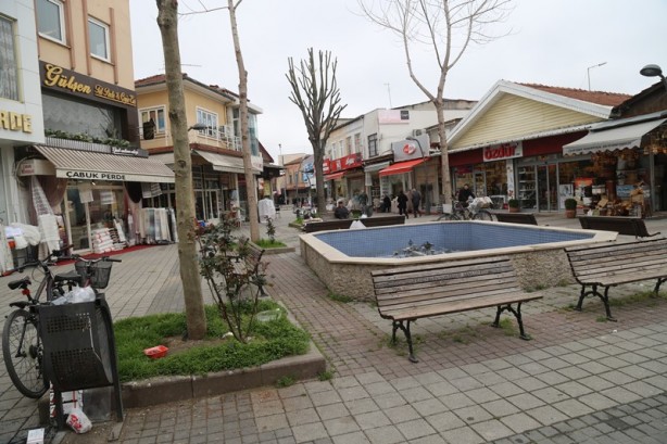 Foto - Sakarya'nın ticaret merkezi: Uzunçarşı