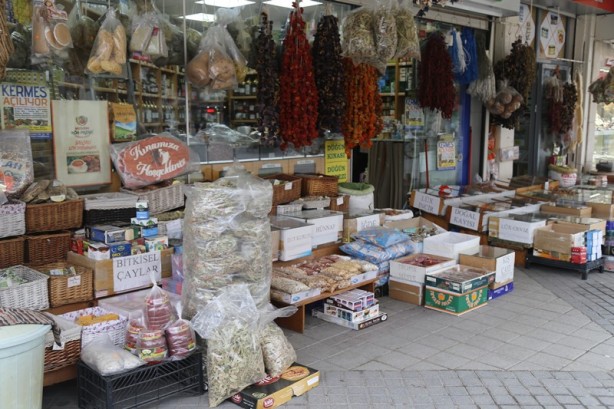 Foto - Sakarya'nın ticaret merkezi: Uzunçarşı