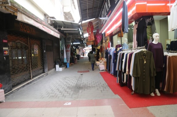 Foto - Sakarya'nın ticaret merkezi: Uzunçarşı