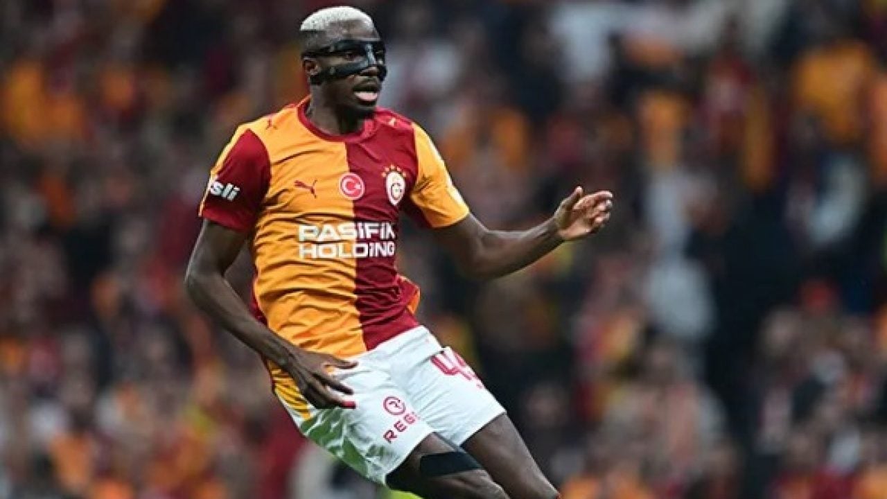 Foto - Sakatlığı sebebiyle 3 maçı kaçırmıştı! Osimhen gol krallığı yarışında yine zirvede